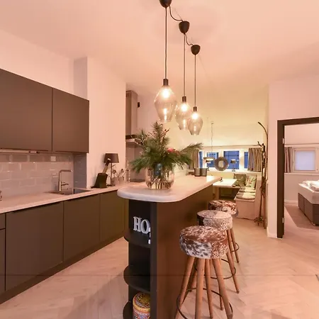 شقة Penthouse Mountains View, Terrace With View *